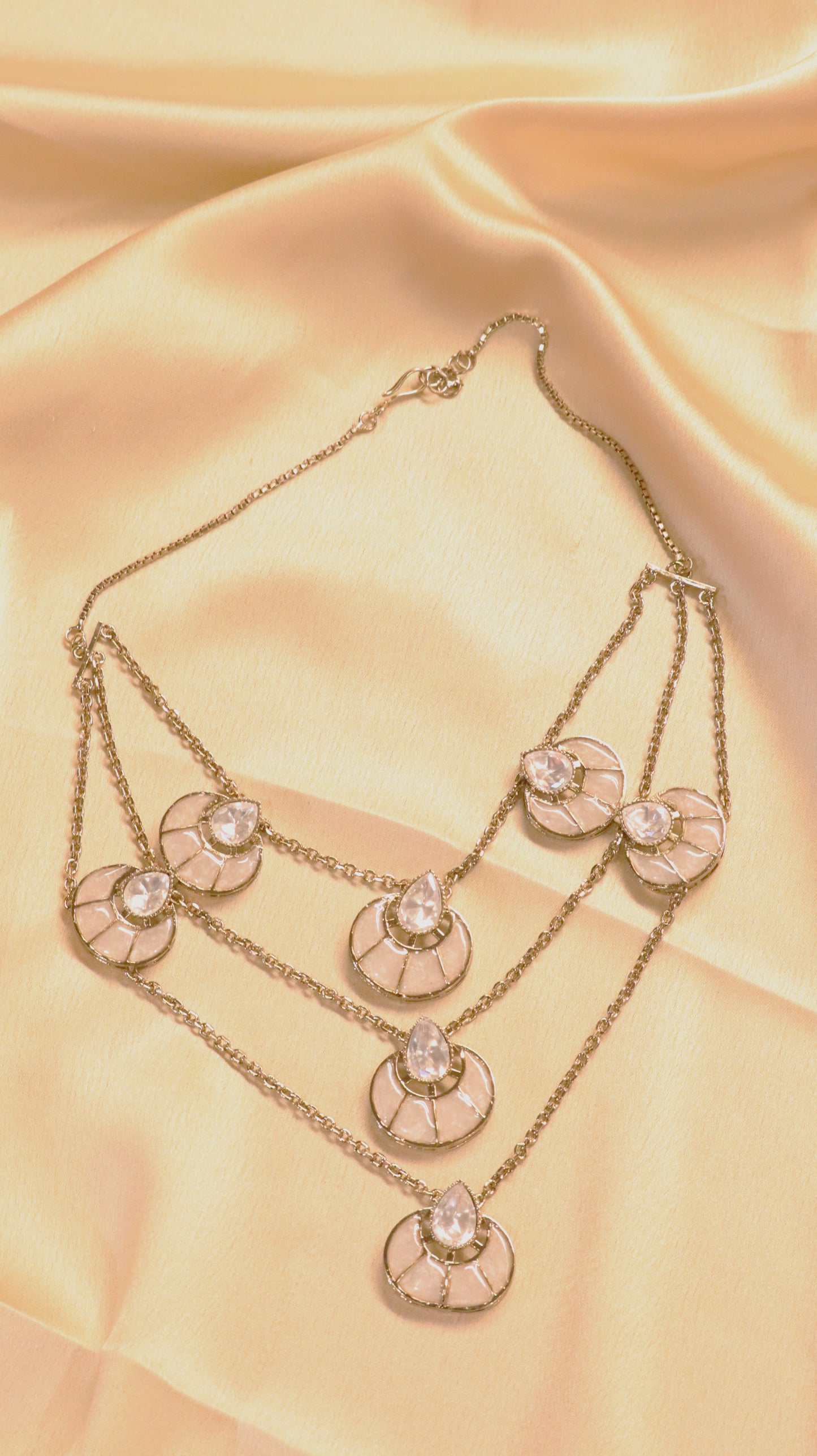 Ivory Radiance Kundan Necklace & Earring Set